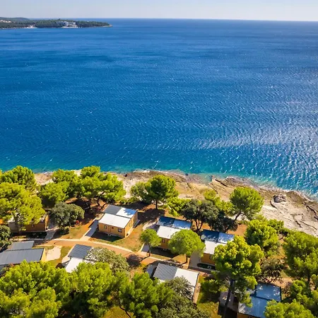 פארק נופש Arena Stoja Homes 4*