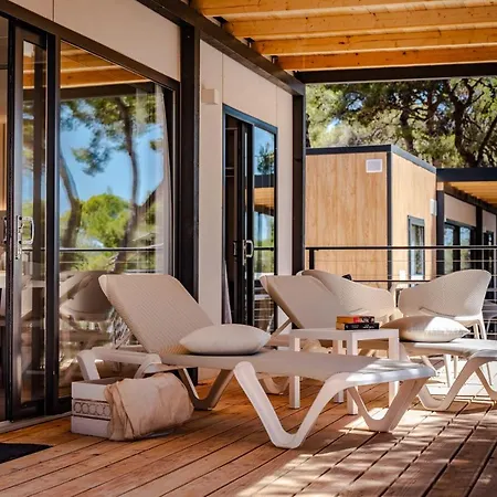 Arena Stoja Homes Ferienpark