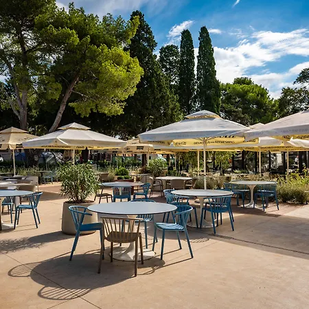 Arena Stoja Homes Ferienpark 4*