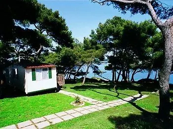 Arena Stoja Homes プーラ