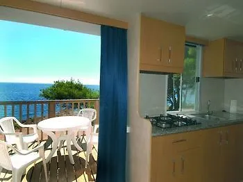 Arena Stoja Homes ホリデーパーク 4*