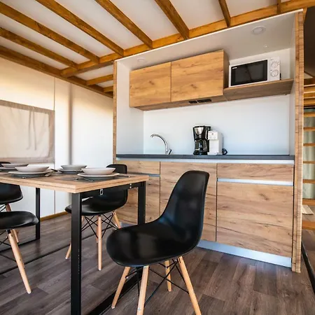 Arena Stoja Homes Parco vacanze