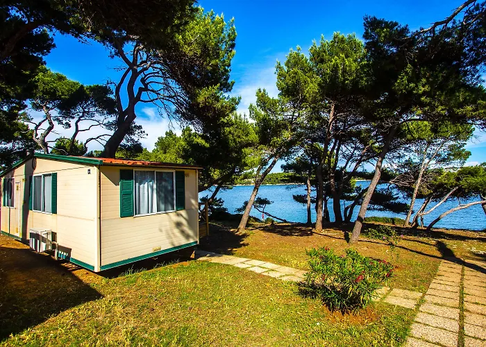 Arena Stoja Homes 4* Pula