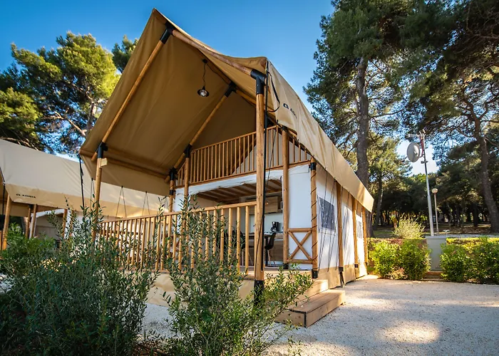 Arena Stoja Homes Holiday park